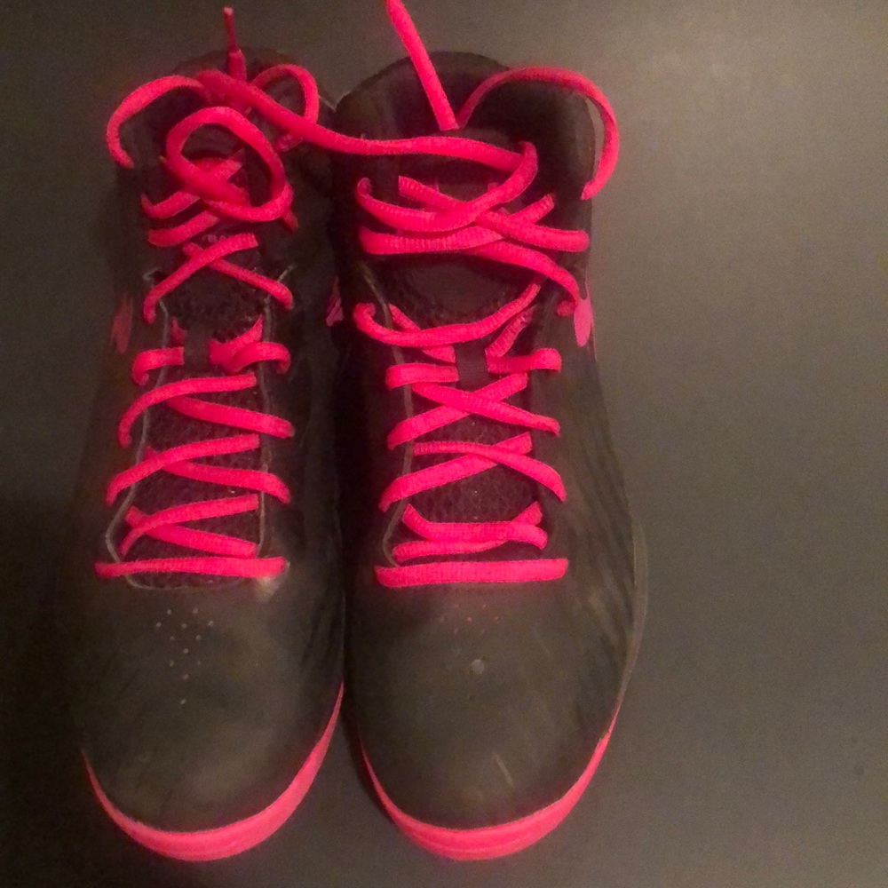Under Armour Basketball sneakers